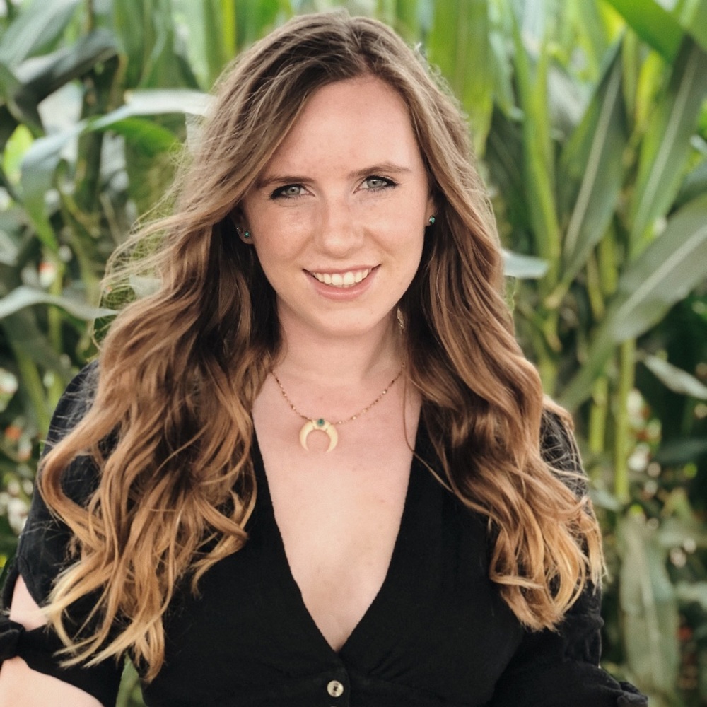 Meet your Posher, Destinee